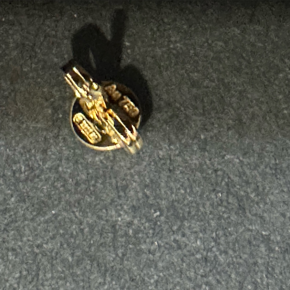 18k Gold Gucci earrings - Picture 6 of 11